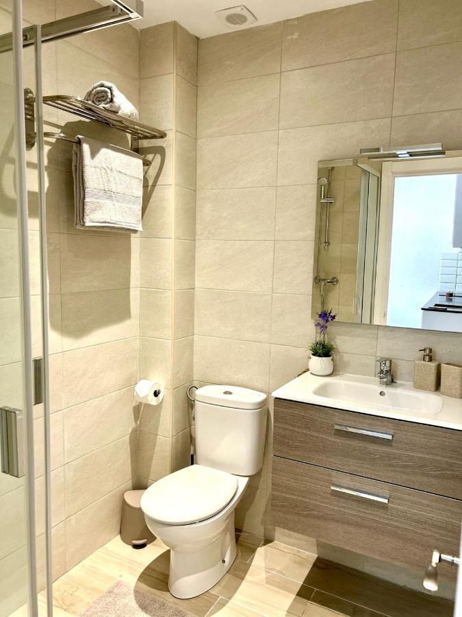 Menorca Chic Apartment Near Beach & Harbour กาลาเอนบอสช์ ภายนอก รูปภาพ