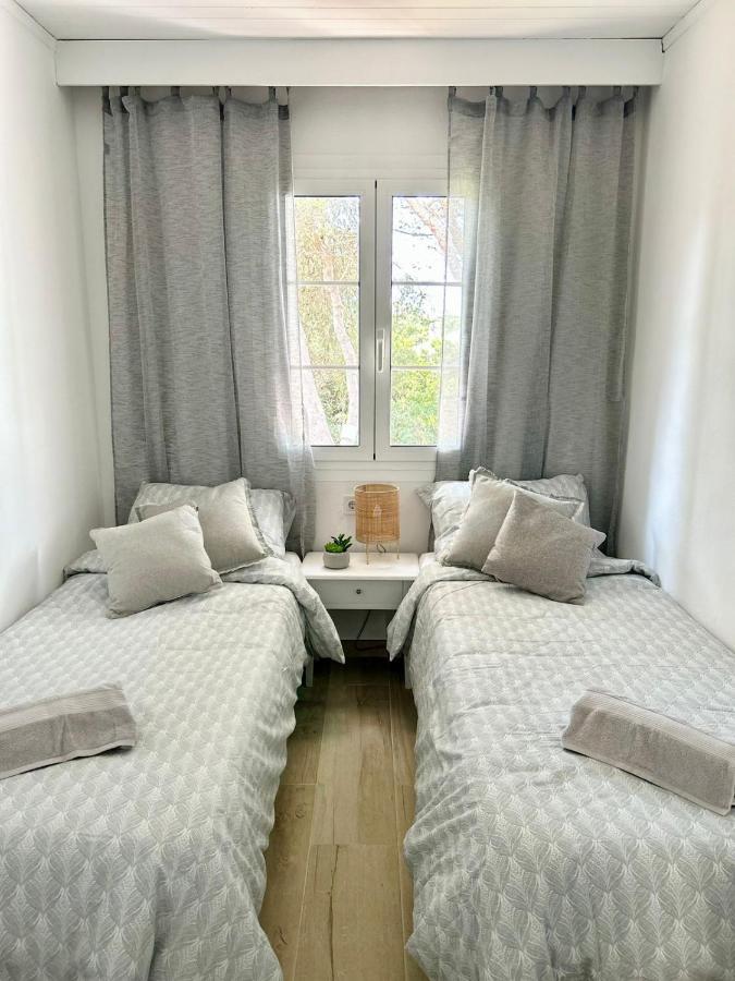 Menorca Chic Apartment Near Beach & Harbour กาลาเอนบอสช์ ภายนอก รูปภาพ