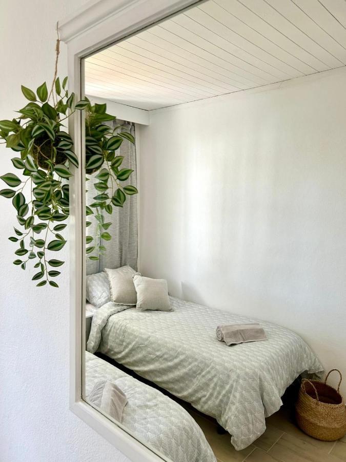 Menorca Chic Apartment Near Beach & Harbour กาลาเอนบอสช์ ภายนอก รูปภาพ