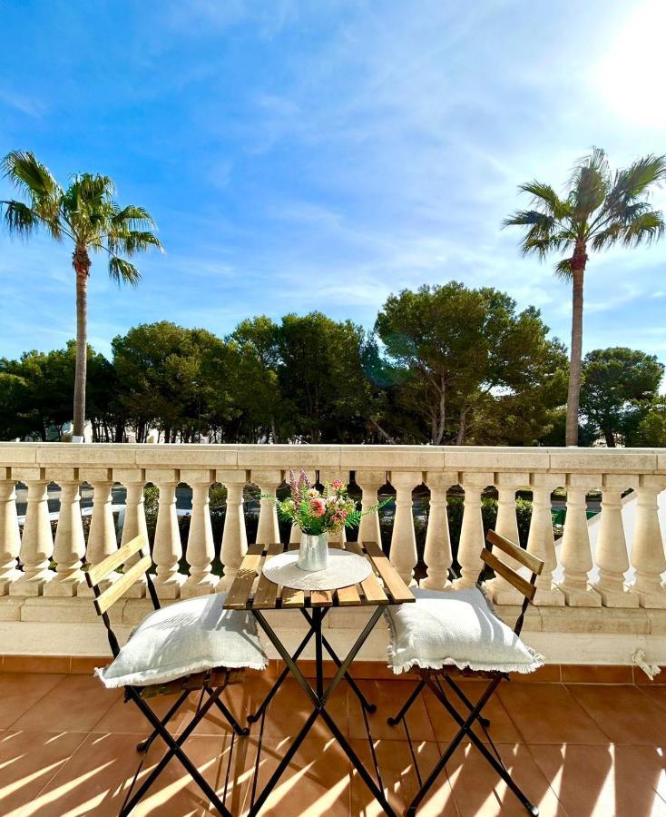 Menorca Chic Apartment Near Beach & Harbour กาลาเอนบอสช์ ภายนอก รูปภาพ