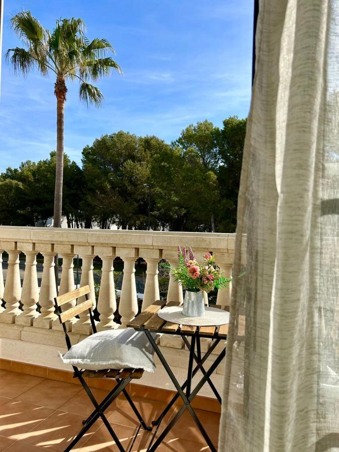 Menorca Chic Apartment Near Beach & Harbour กาลาเอนบอสช์ ภายนอก รูปภาพ