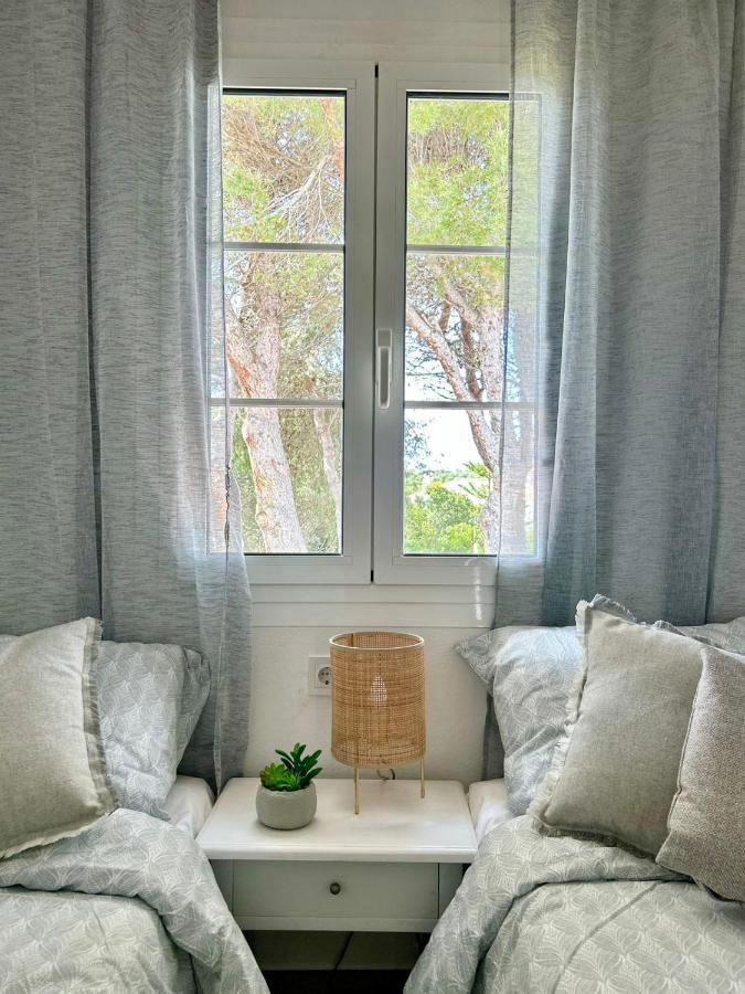 Menorca Chic Apartment Near Beach & Harbour กาลาเอนบอสช์ ภายนอก รูปภาพ